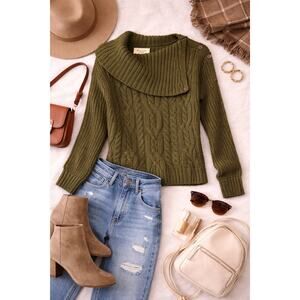 Abercrombie & Fitch Women's Side Button Cable Knit Sweater Army Green Size XS